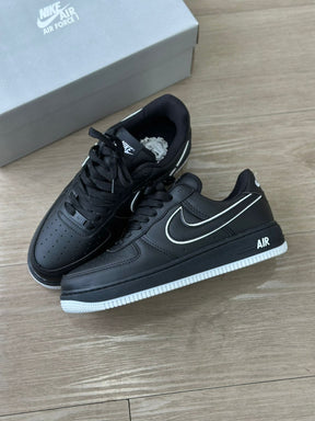 Air Force 1 Black White – O Clássico em Preto e Branco