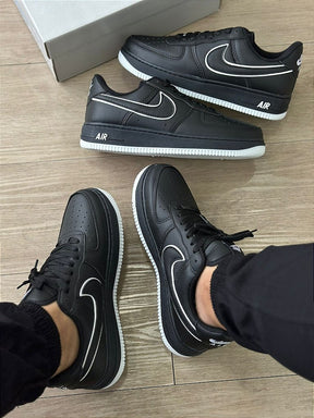 Air Force 1 Black White – O Clássico em Preto e Branco