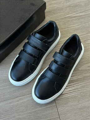 Tênis Casual Preto Unissex – Versátil e Confortável